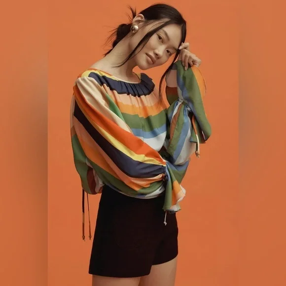 NWT Cinched Bell-Sleeve Blouse - Picture 3 of 5